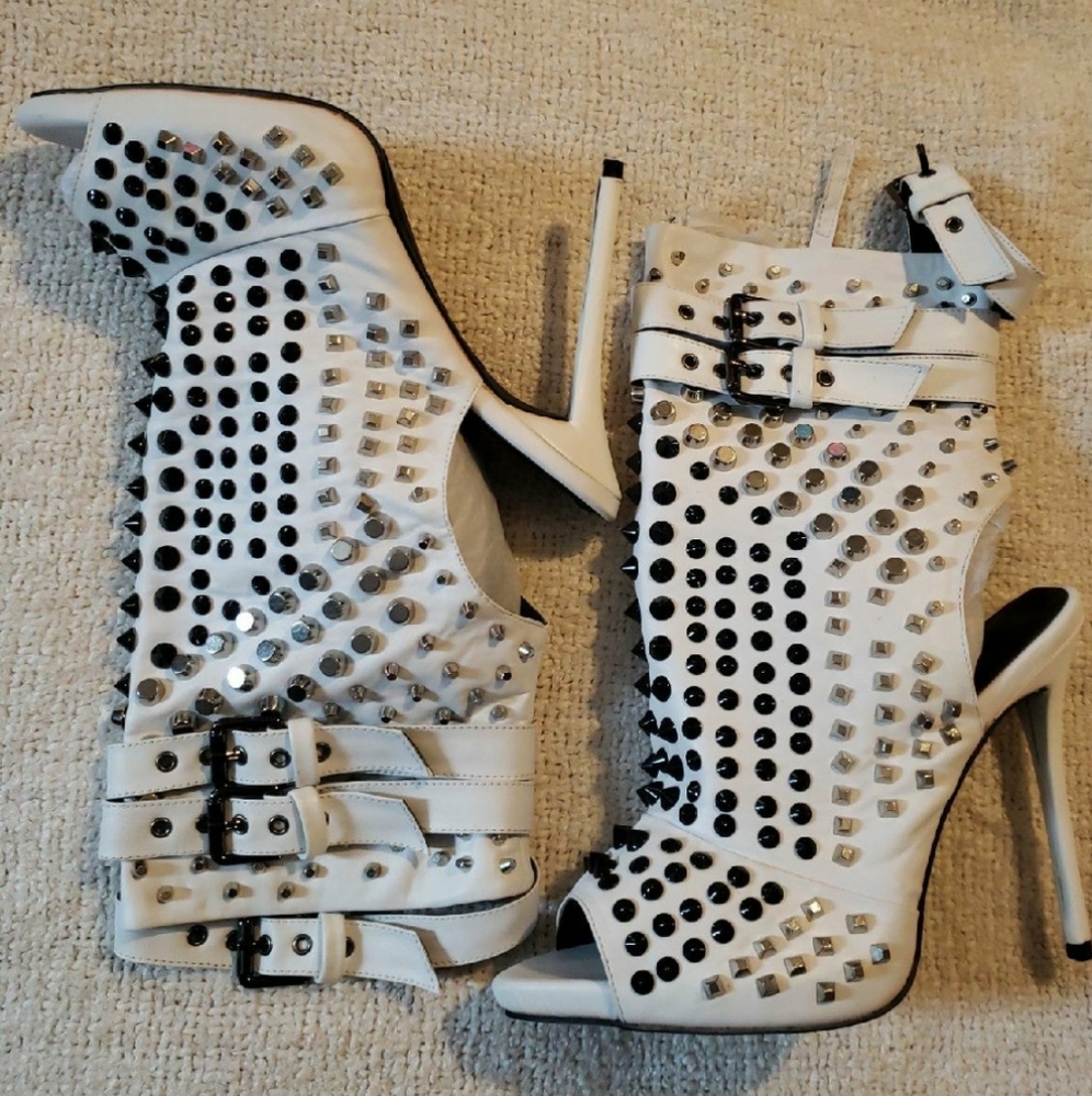 White Studded Platform Peep Toe Booties Size 11